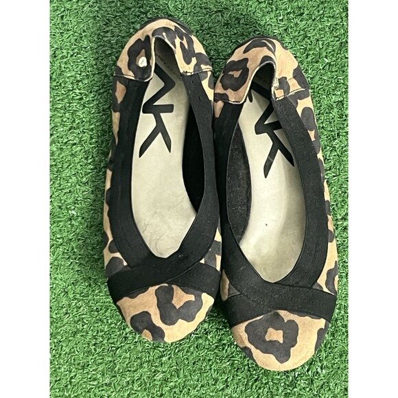 Ann Klein AK Sport Flexible Women’s Leopard Print Flats Size 7 Ballet - Picture 3 of 3